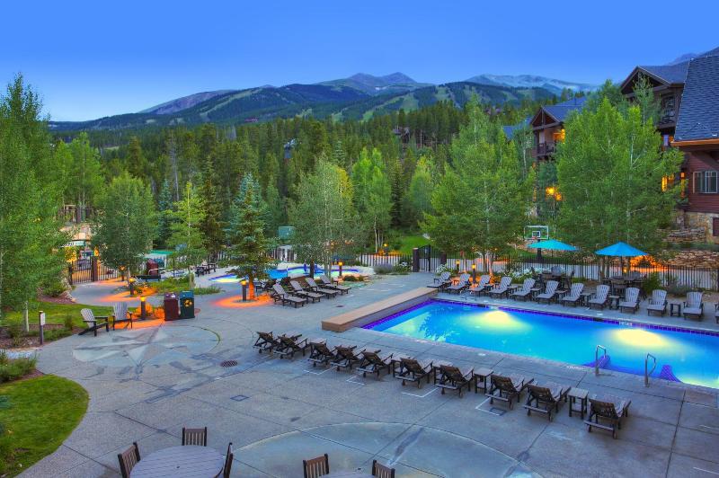 Grand Timber Lodge  image