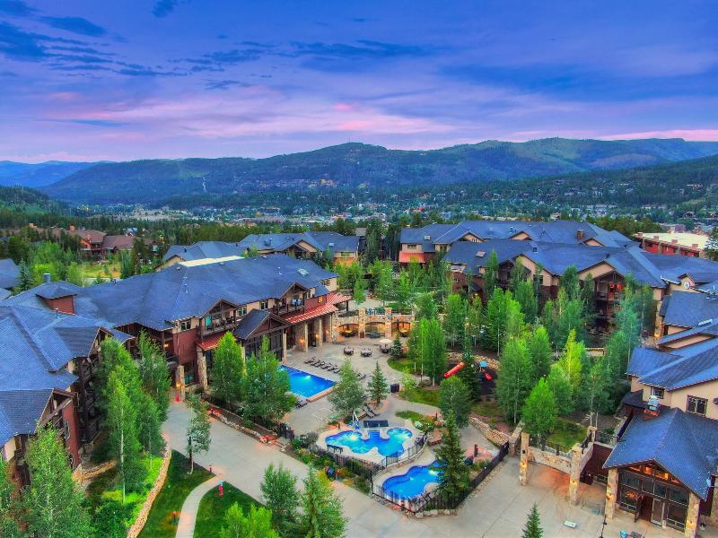 Grand Timber Lodge  image