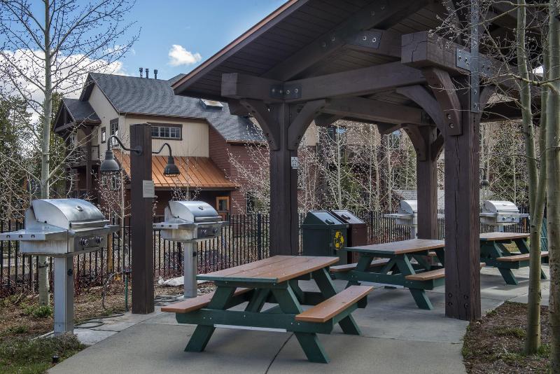 Grand Timber Lodge  image