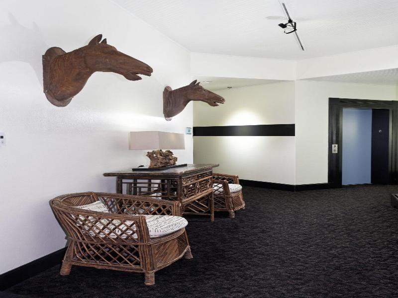 Independence Square Hotel
