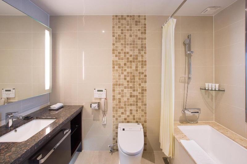 I Square Hotel image