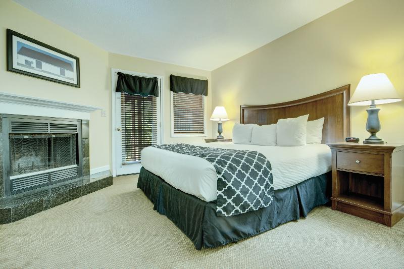 Bed room