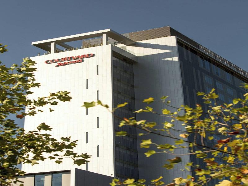Courtyard by Marriott Santiago Las Condes image