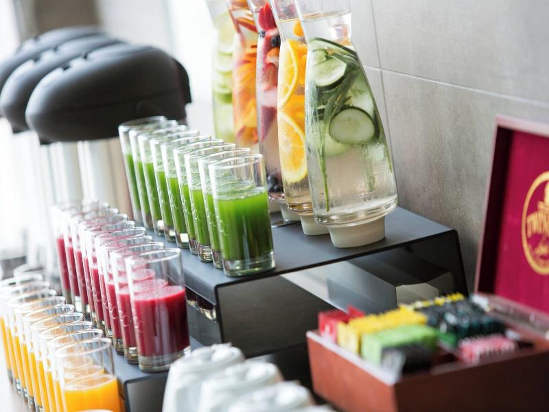 Courtyard by Marriott Santiago Las Condes image