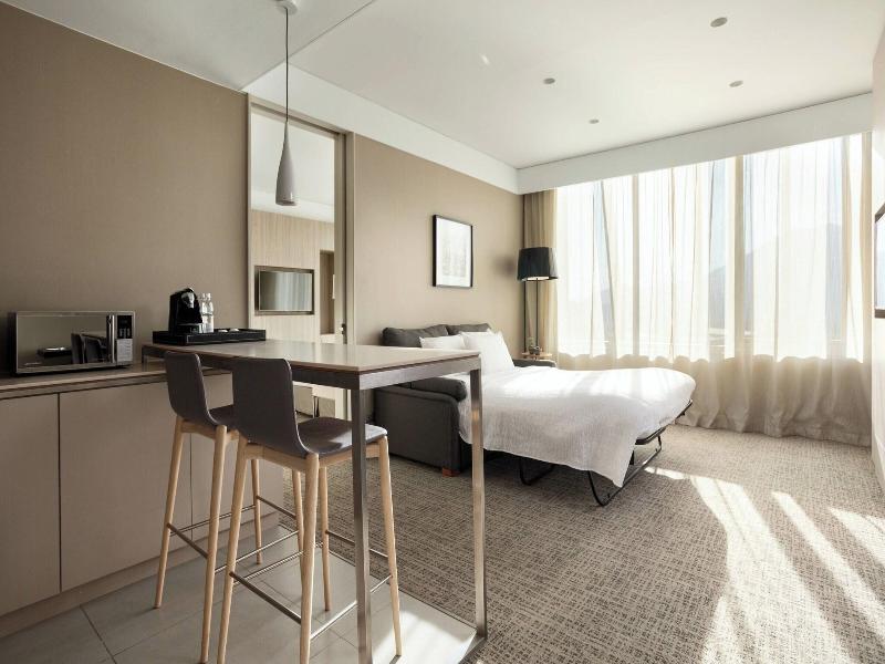 Courtyard by Marriott Santiago Las Condes image