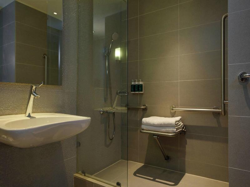 Courtyard by Marriott Santiago Las Condes image