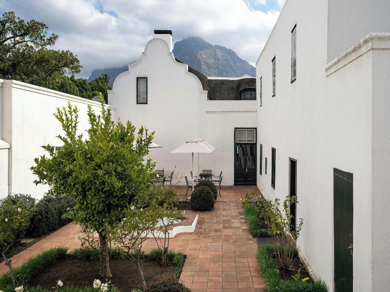 Protea Hotel Cape Town Mowbray image