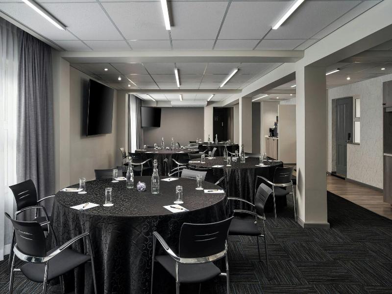 Protea Hotel Cape Town Mowbray image