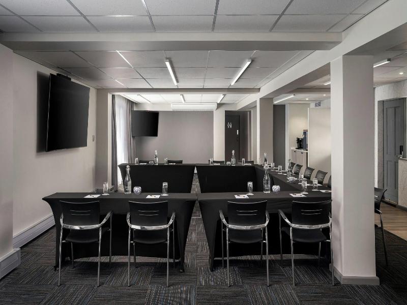 Protea Hotel Cape Town Mowbray image