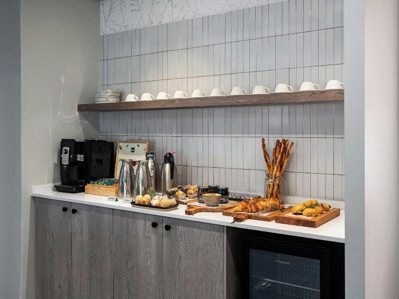 Protea Hotel Cape Town Mowbray image