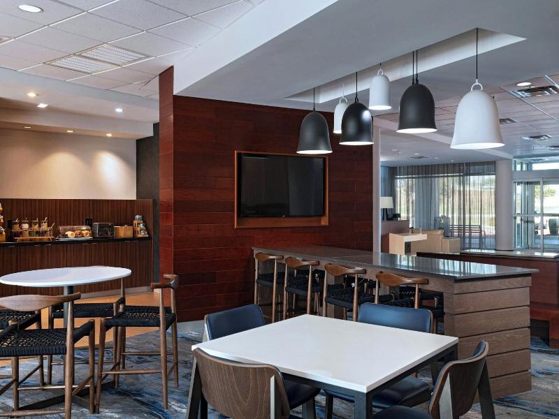 Fairfield Inn & Suites Austin San Marcos image
