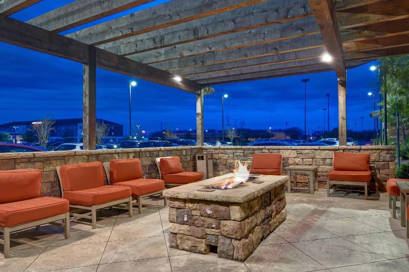 TownePlace Suites Alexandria image