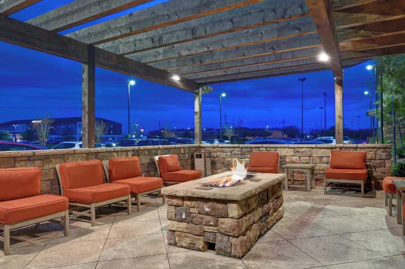 TownePlace Suites Alexandria image