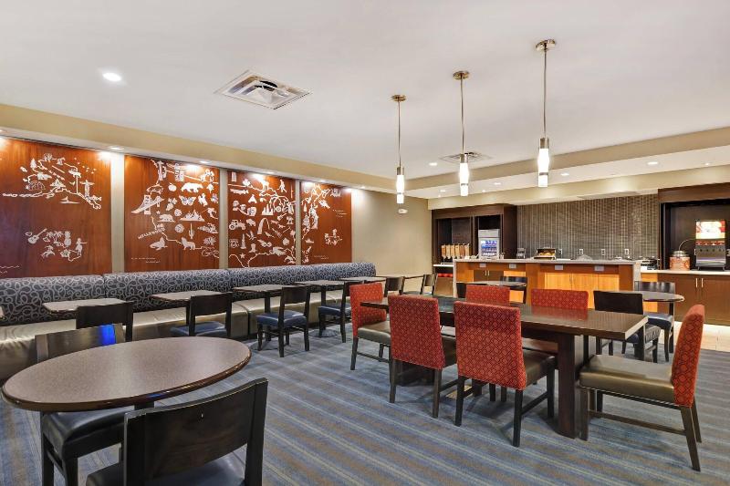 TownePlace Suites Alexandria image
