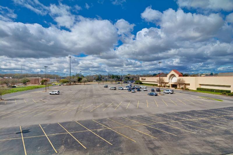 TownePlace Suites Alexandria image