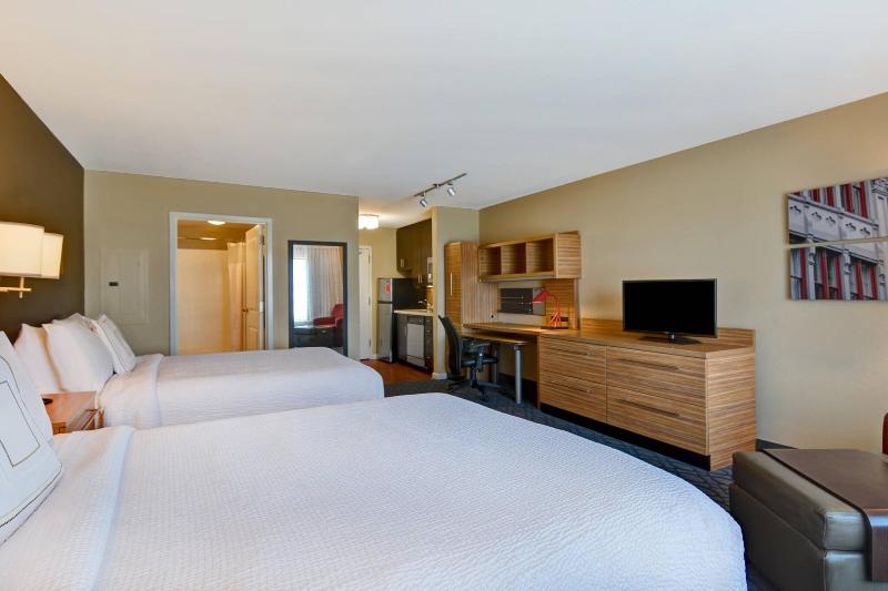 TownePlace Suites Alexandria image