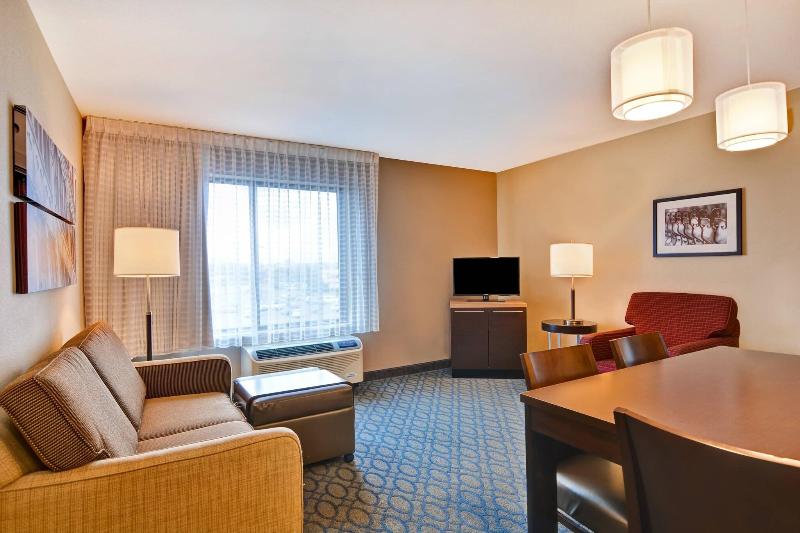 TownePlace Suites Alexandria image
