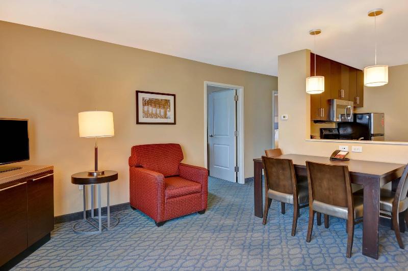 TownePlace Suites Alexandria image