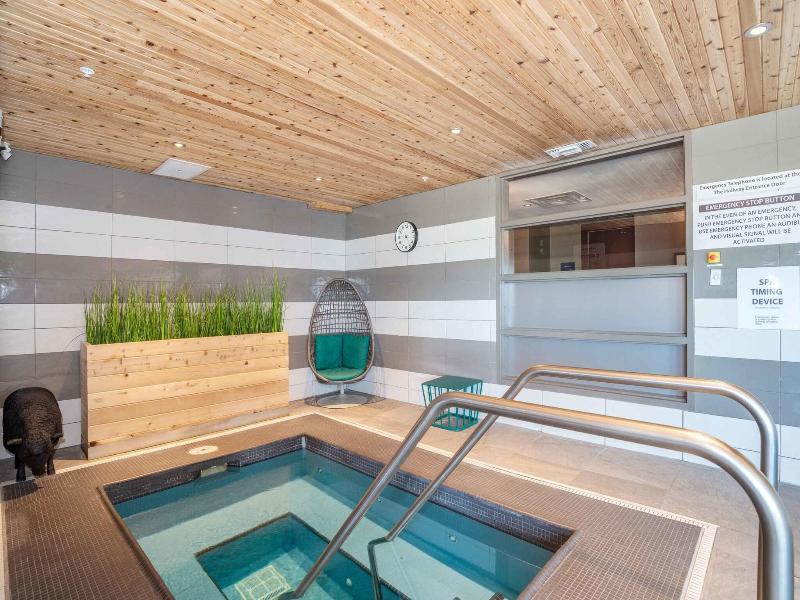 Sandman Hotel Oakville