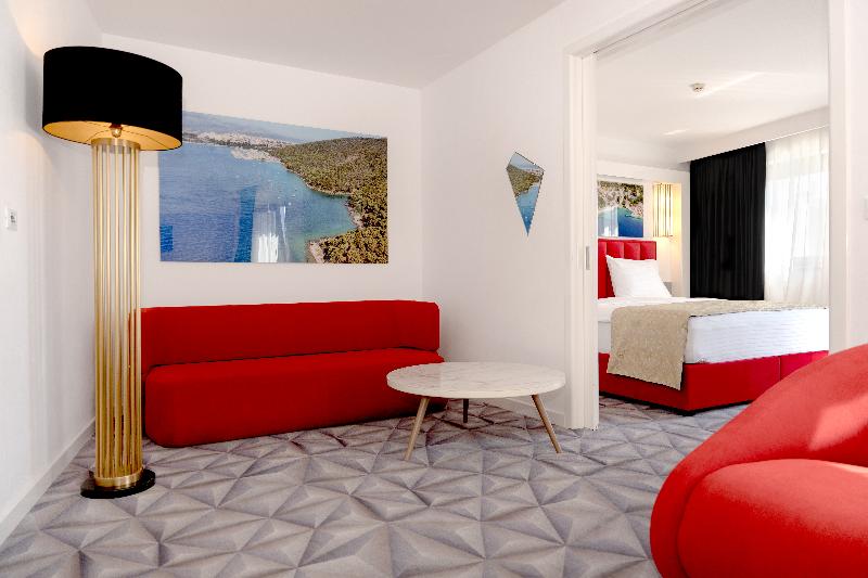 Hotel Luxe image