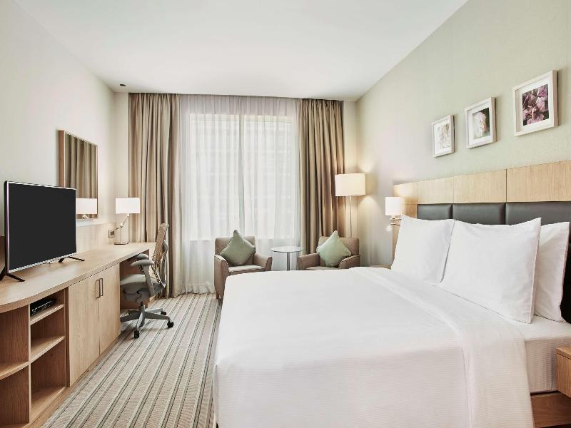 Hilton Garden Inn Hotel Mall Avenue image