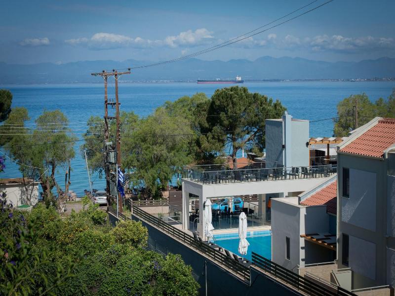 Mantinia Bay Hotel