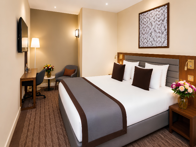 Hotel Mayflower Opera image
