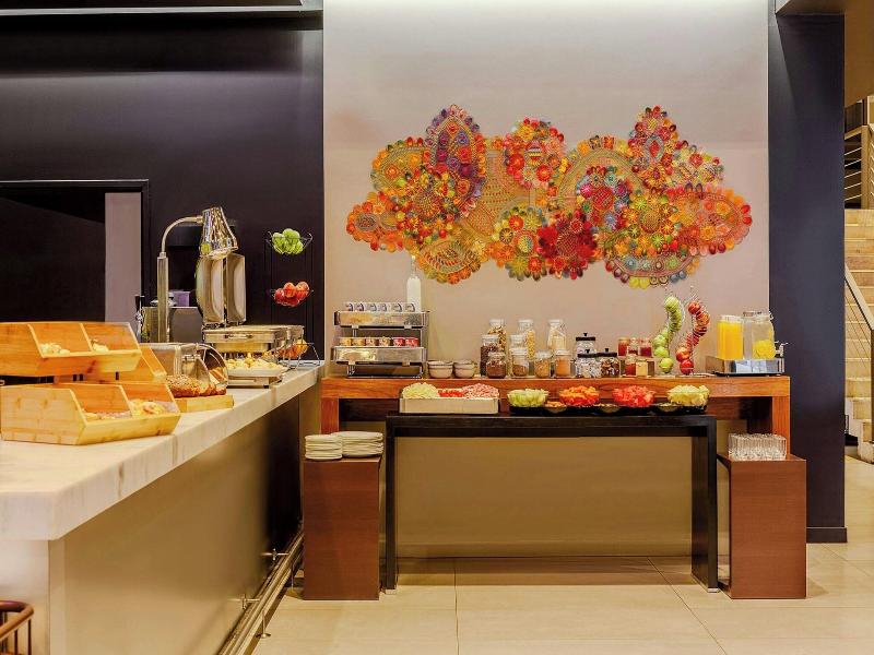 Aloft Asuncion image