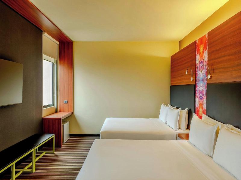 Aloft Asuncion image