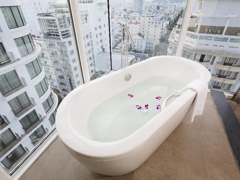 Liberty Central Nha Trang Hotel image