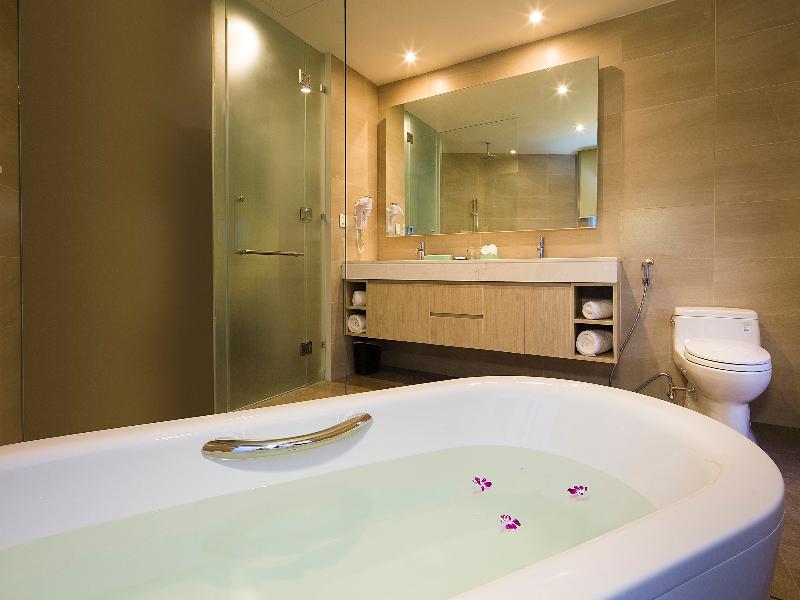 Liberty Central Nha Trang Hotel image