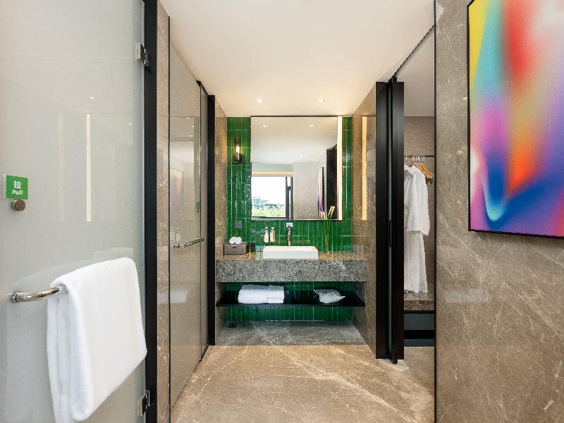 Holiday Inn Zhengzhou image