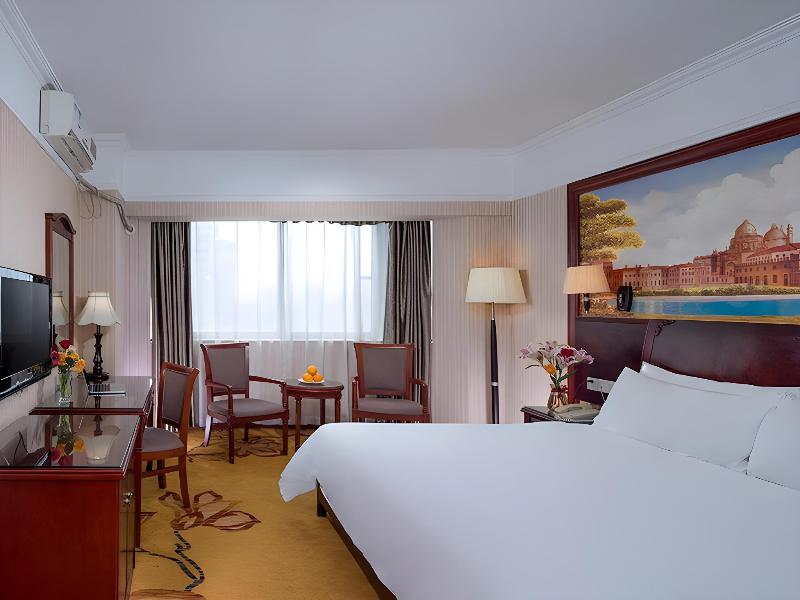 Vienna Hotel Chaoyang Road image