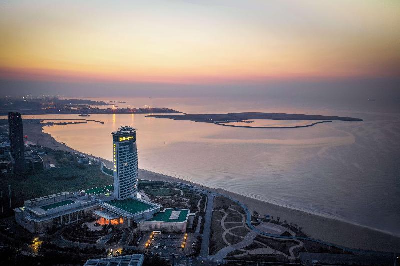 Shangri-La Hotel Qinhuangdao image