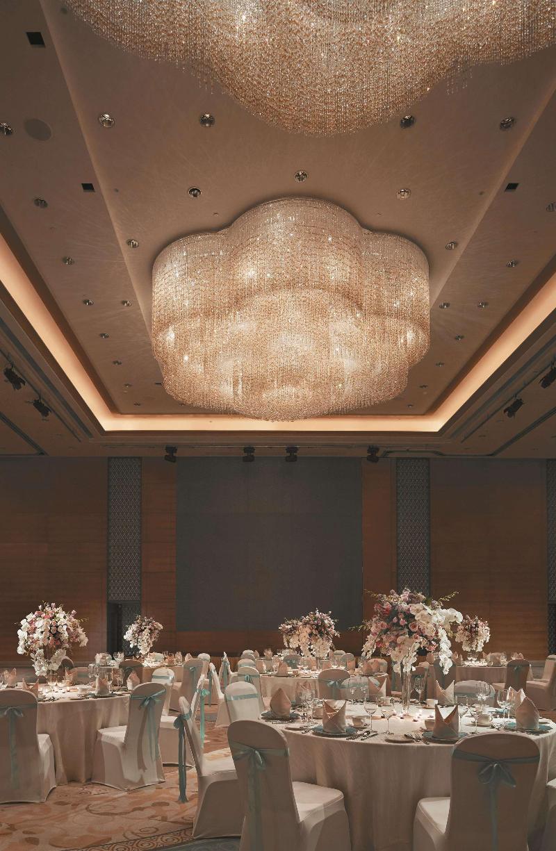Shangri-La Hotel Qinhuangdao image