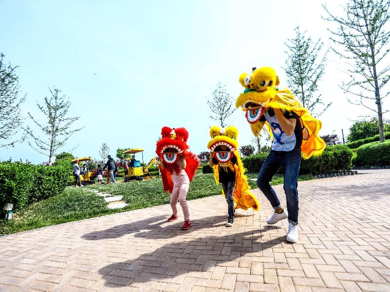 Shangri-La Hotel Qinhuangdao image