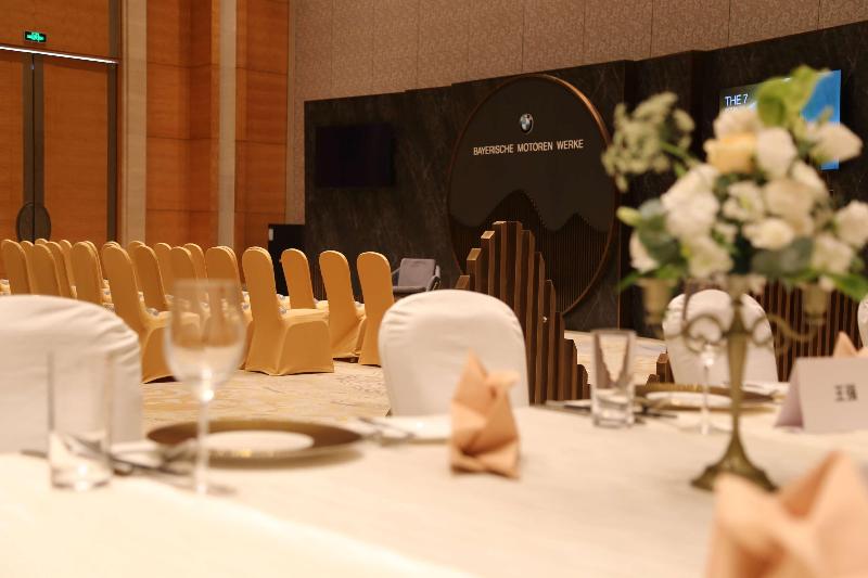 Shangri-La Hotel Qinhuangdao image
