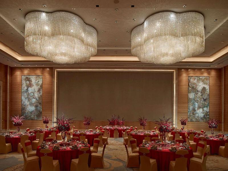 Shangri-La Hotel Qinhuangdao image