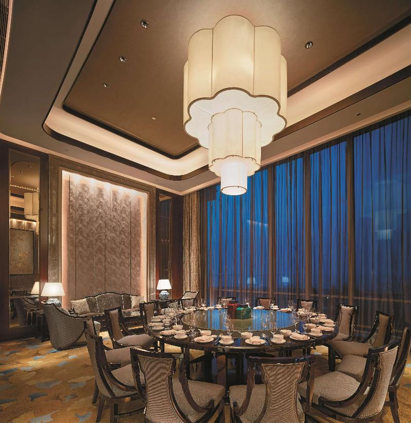Shangri-La Hotel Qinhuangdao image