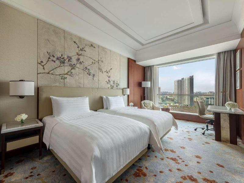Shangri-La Hotel Qinhuangdao image