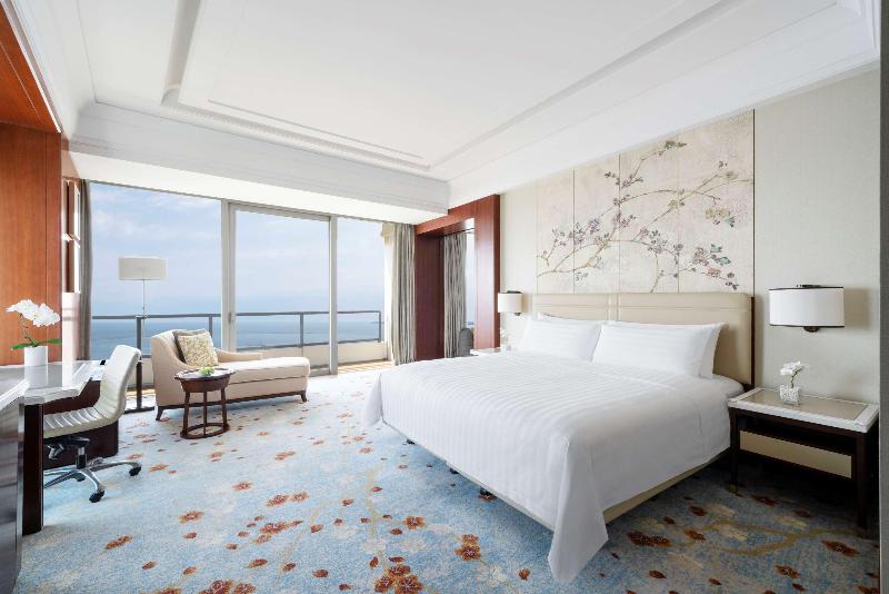 Shangri-La Hotel Qinhuangdao image