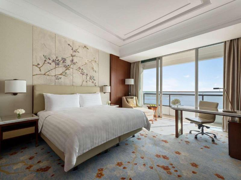 Shangri-La Hotel Qinhuangdao image