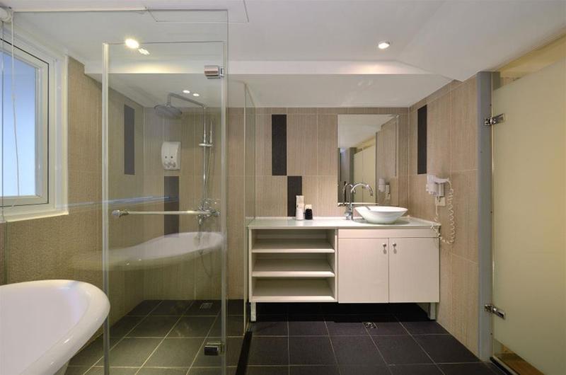 New Stay Inn Taipei image