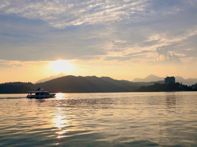 The Wen Wan Resort image