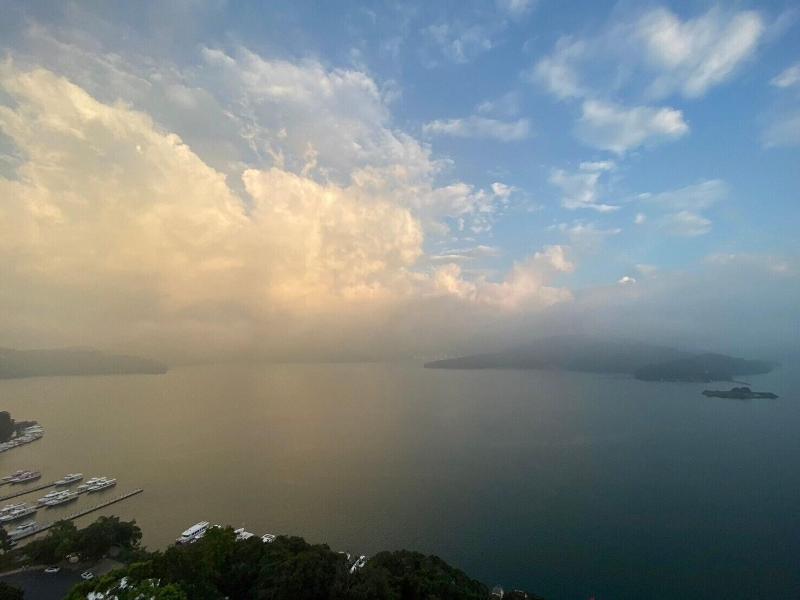 The Wen Wan Resort image