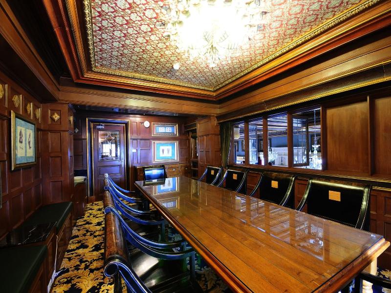 The Old England Hotel