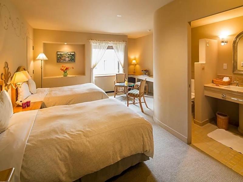 Poppy Springs Resort and Spa image