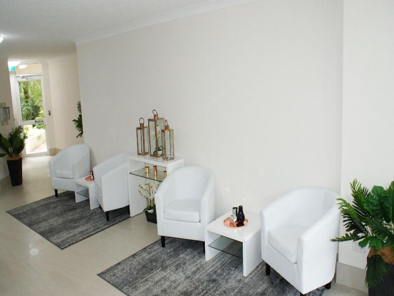 Mari Court Resort image