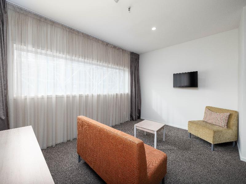 Ramada Suites by Wyndham Christchurch City image
