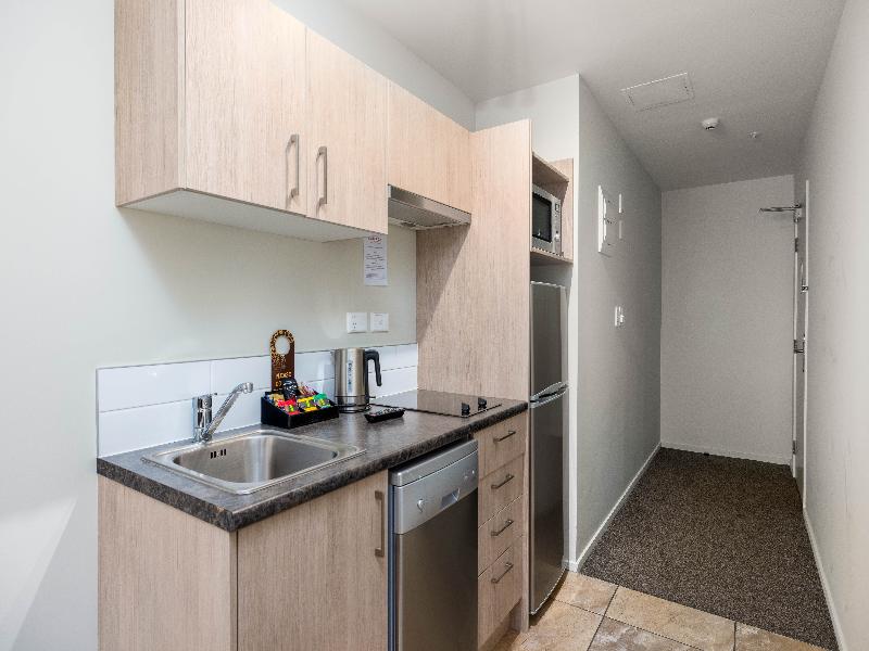 Ramada Suites by Wyndham Christchurch City image